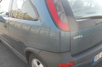 Aile avant droit OPEL CORSA C