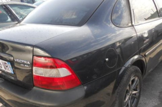 Bras essuie glace avant gauche OPEL VECTRA B