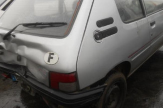 Traverse superieure PEUGEOT 205