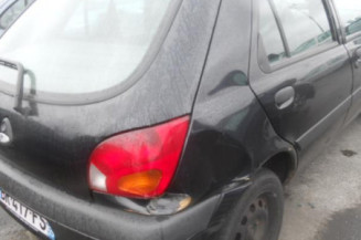 Leve vitre electrique avant droit FORD FIESTA 4