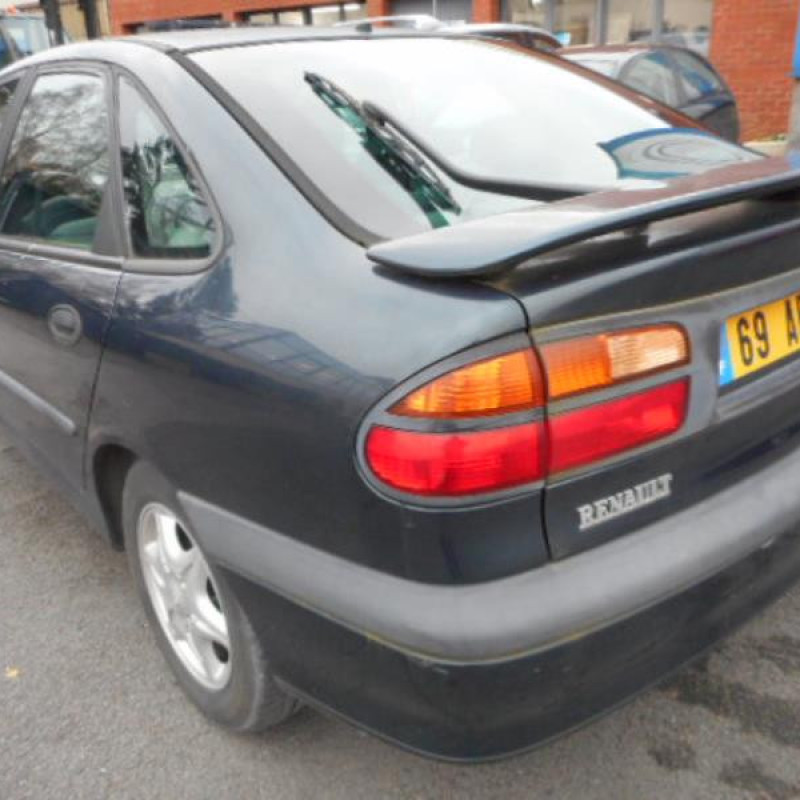 Leve vitre electrique arriere droit RENAULT LAGUNA 1 Photo n°9