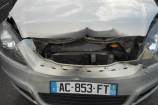 Pretensionneur de ceinture avant droit OPEL ZAFIRA B