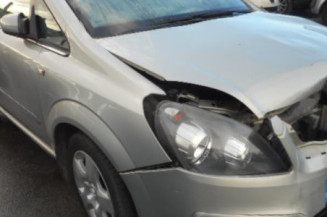Pretensionneur de ceinture avant droit OPEL ZAFIRA B