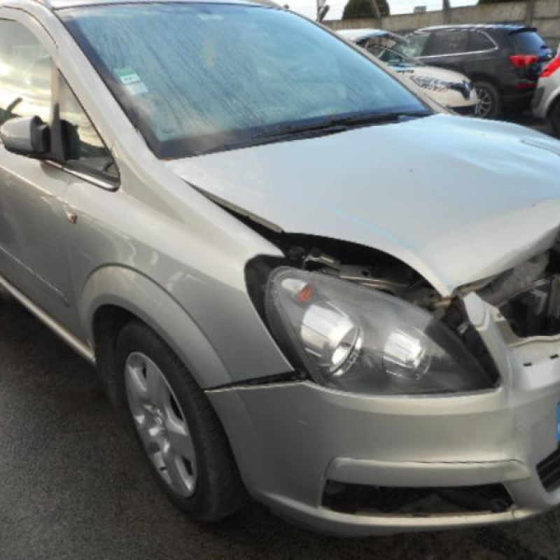 Pretensionneur de ceinture avant droit OPEL ZAFIRA B Photo n°6