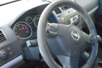 Pretensionneur de ceinture avant droit OPEL ZAFIRA B