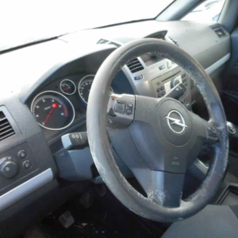 Pretensionneur de ceinture avant droit OPEL ZAFIRA B Photo n°9