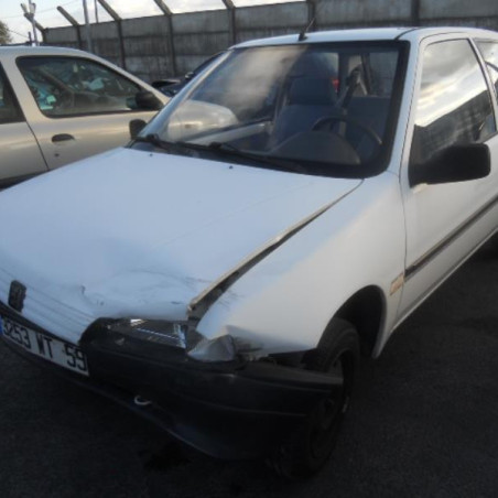 Leve vitre mecanique avant droit PEUGEOT 106
