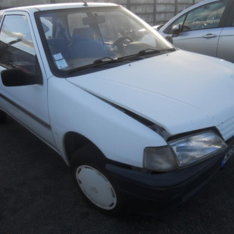 Leve vitre mecanique avant droit PEUGEOT 106 Photo n°3