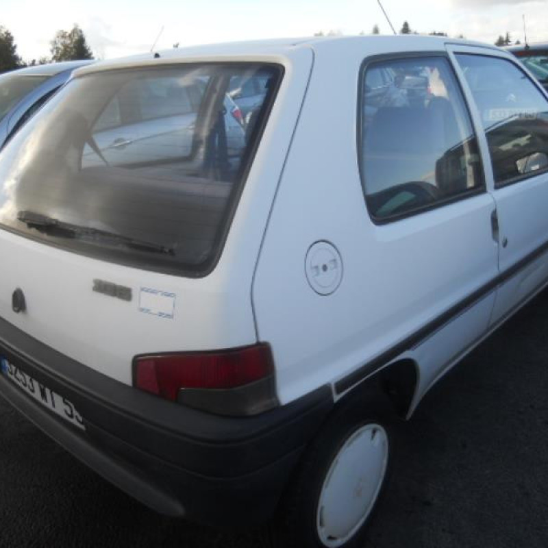 Leve vitre mecanique avant droit PEUGEOT 106 Photo n°4
