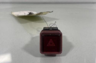 Bouton de warning CITROEN C3 PICASSO Photo n°1