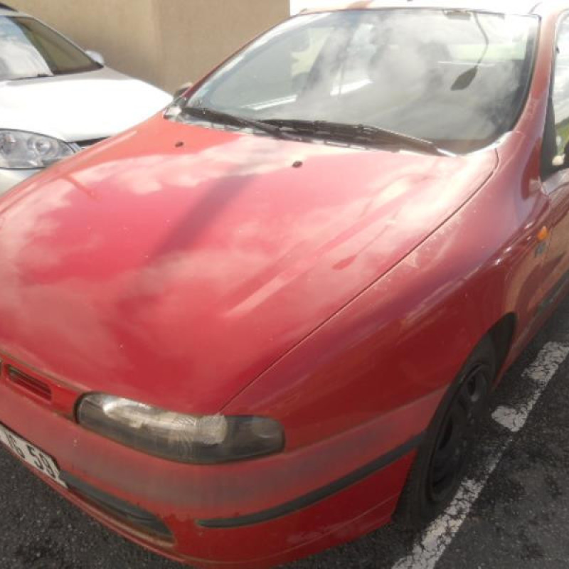 Leve vitre electrique avant gauche FIAT BRAVA Photo n°3