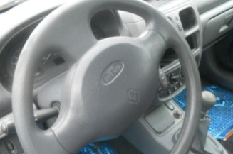 Poignee interieur arriere droit RENAULT CLIO 2