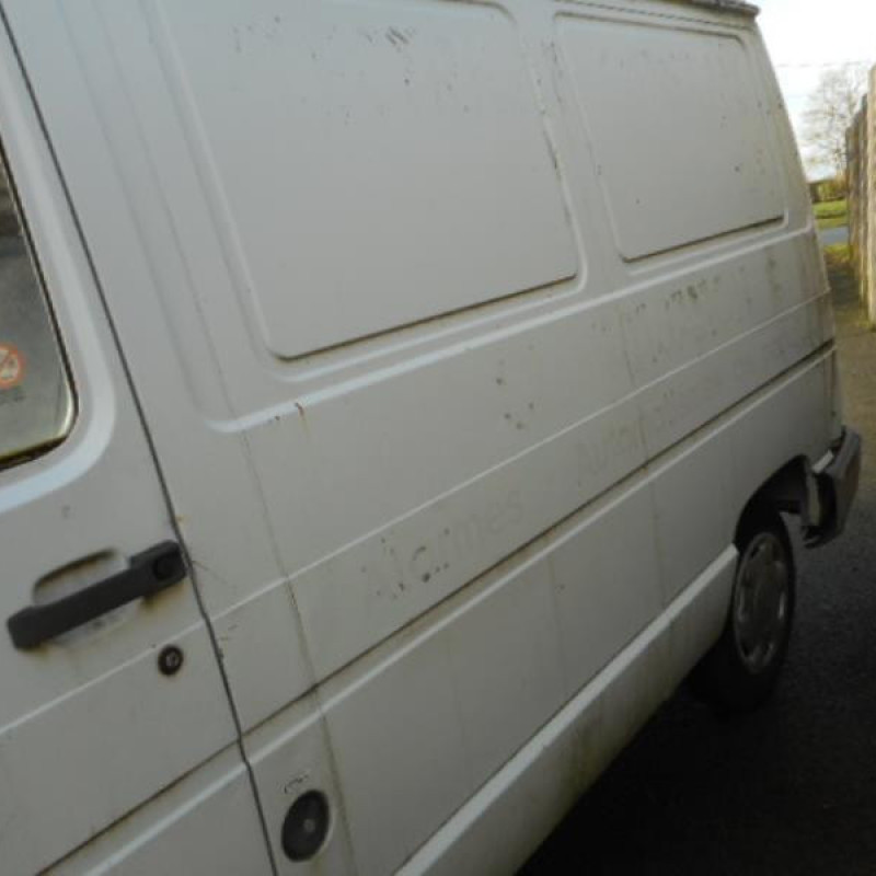 Traverse superieure RENAULT TRAFIC 1 Photo n°5