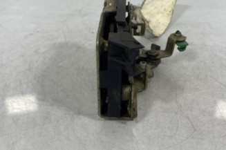 Serrure avant droit RENAULT R19