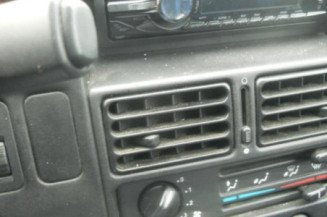 Interrupteur de leve vitre avant gauche PEUGEOT 106