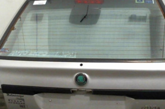 Malle/Hayon arriere SKODA FELICIA Photo n°1