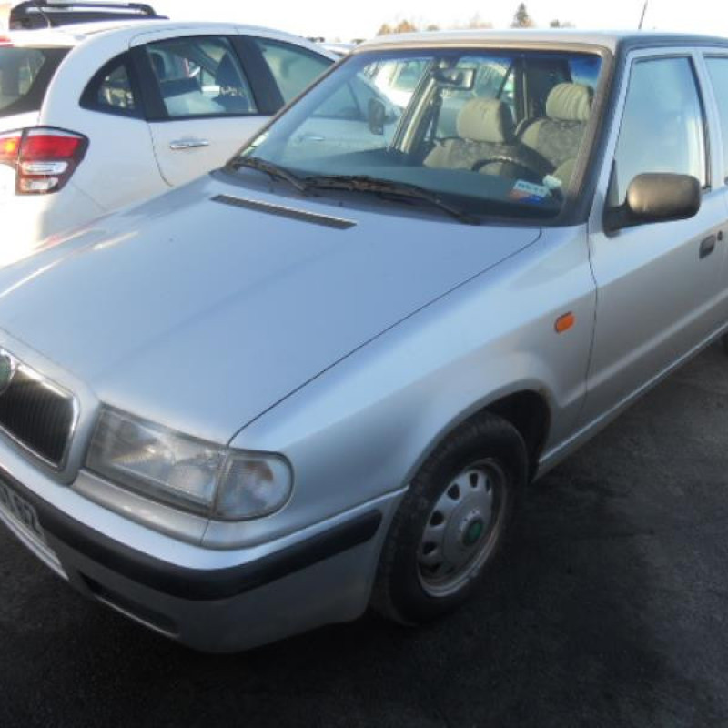 Retroviseur droit SKODA FELICIA Photo n°4
