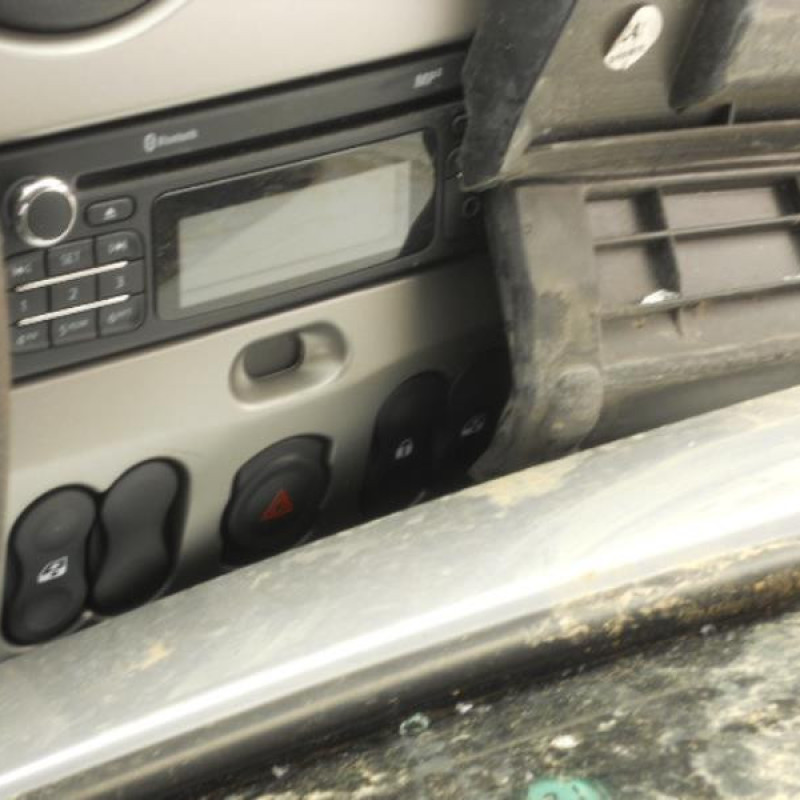 Pivot de moyeu avant gauche DACIA DUSTER 1 Photo n°6