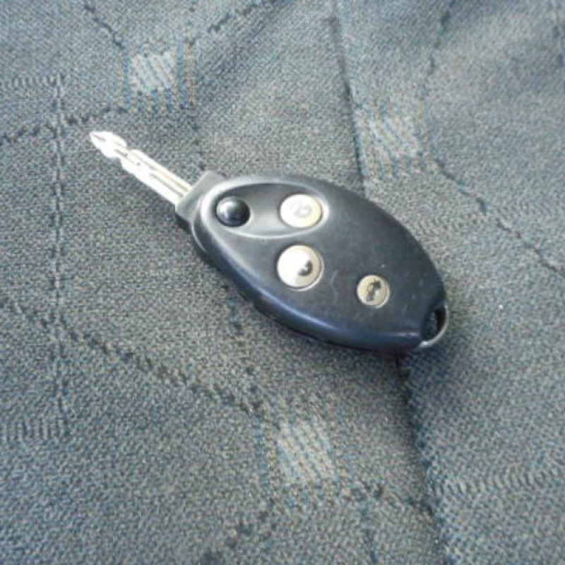 Traverse superieure CITROEN XSARA Photo n°7