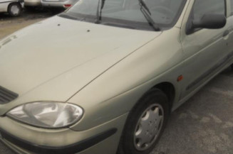 Traverse superieure RENAULT MEGANE 1
