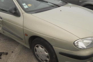 Traverse superieure RENAULT MEGANE 1