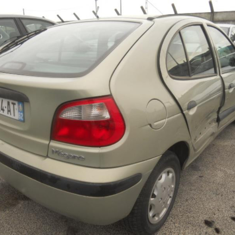 Traverse superieure RENAULT MEGANE 1 Photo n°5