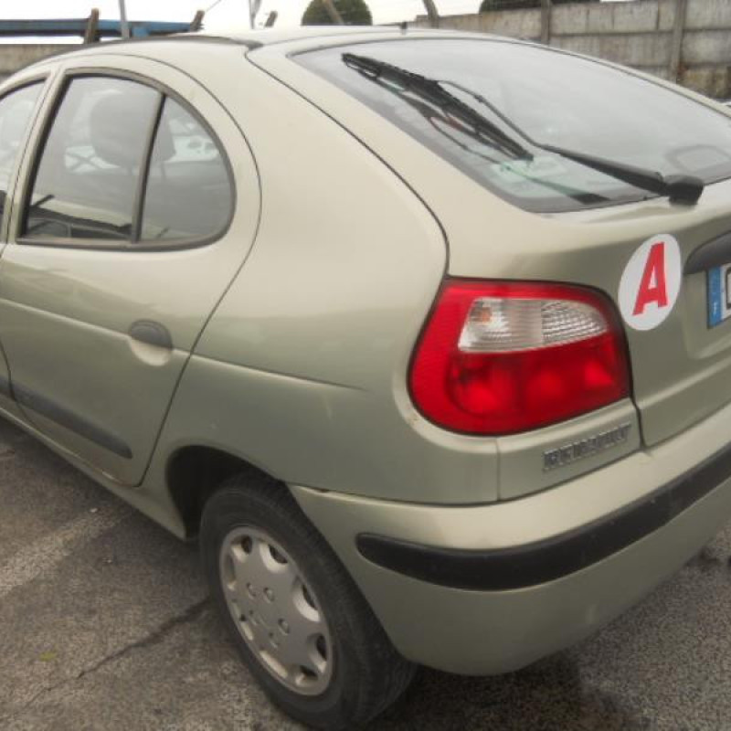 Traverse superieure RENAULT MEGANE 1 Photo n°6