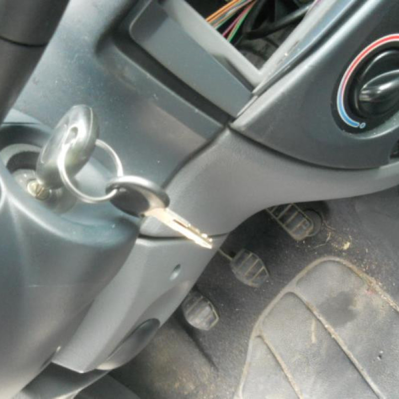 Traverse superieure RENAULT MEGANE 1 Photo n°9