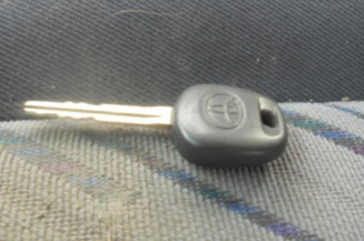 Bras essuie glace arriere TOYOTA LAND CRUISER 3 J90