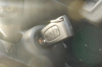 Bras essuie glace arriere CITROEN C4 1
