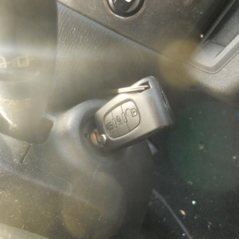 Bras essuie glace arriere CITROEN C4 1 Photo n°7