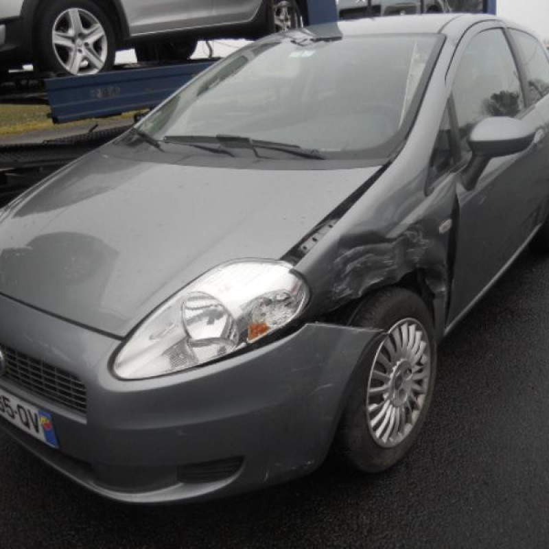 Bouton de warning FIAT GRANDE PUNTO Photo n°4