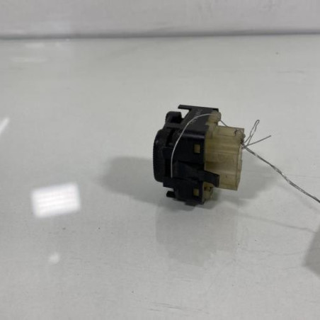 Interrupteur de leve vitre avant droit VOLKSWAGEN GOLF 3