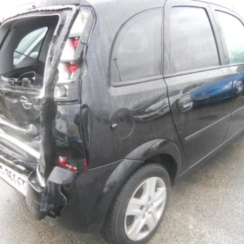 Traverse superieure OPEL MERIVA A Photo n°4