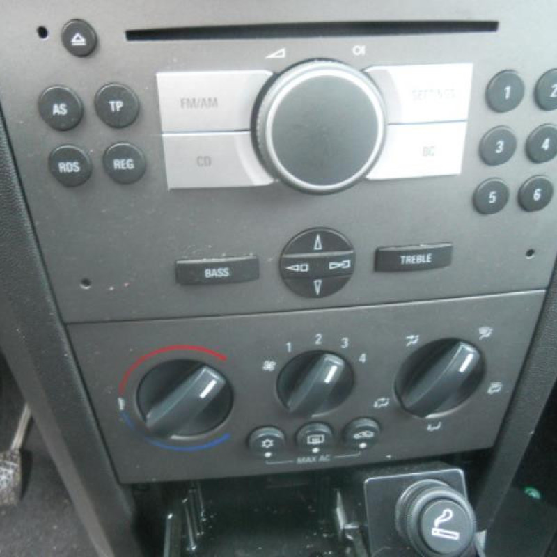 Traverse superieure OPEL MERIVA A Photo n°8