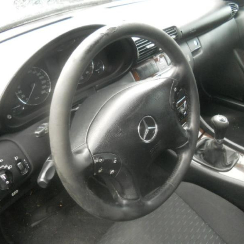 Eclairage de plafonnier MERCEDES CLASSE C 203 Photo n°6
