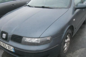 Retroviseur droit SEAT TOLEDO 2