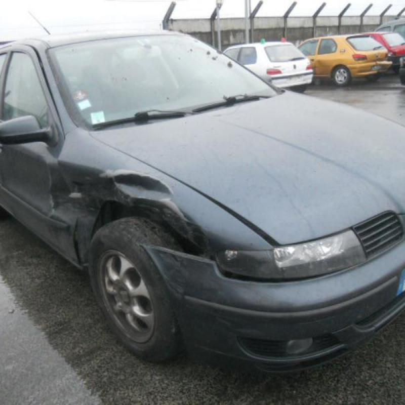 Retroviseur droit SEAT TOLEDO 2 Photo n°5