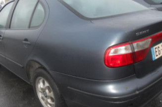 Retroviseur droit SEAT TOLEDO 2