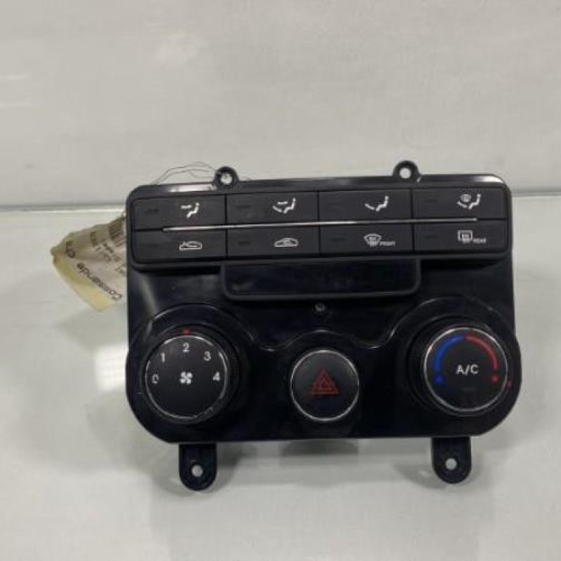 Commande chauffage HYUNDAI I 30 1 Photo n°1