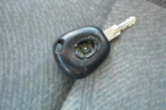 Bras essuie glace arriere RENAULT LAGUNA 1