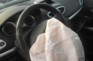 Bras essuie glace arriere RENAULT CLIO 3