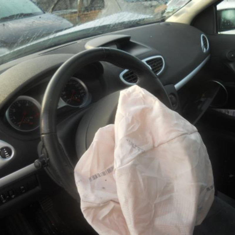 Bras essuie glace arriere RENAULT CLIO 3 Photo n°6