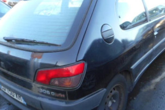 Interrupteur de leve vitre avant gauche PEUGEOT 306