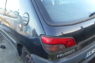 Interrupteur de leve vitre avant gauche PEUGEOT 306