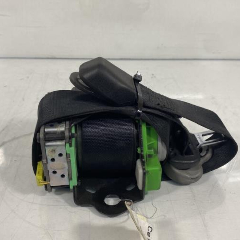 Pretensionneur de ceinture avant gauche TOYOTA YARIS 2 Photo n°3