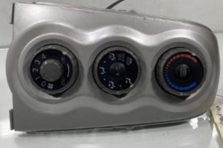 Commande chauffage TOYOTA YARIS 2 Photo n°1