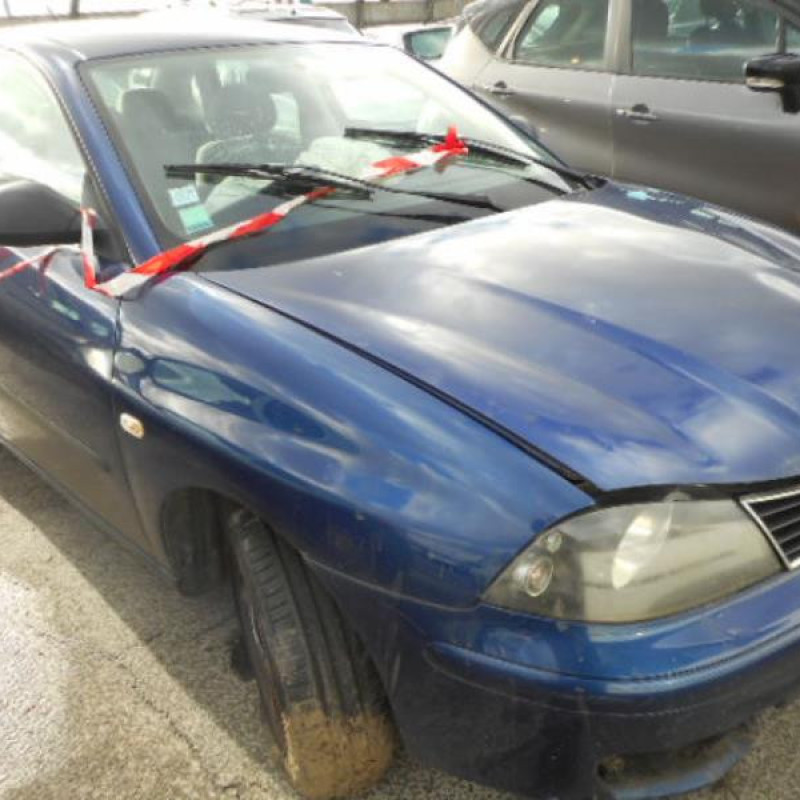 Malle/Hayon arriere SEAT CORDOBA 2 Photo n°3