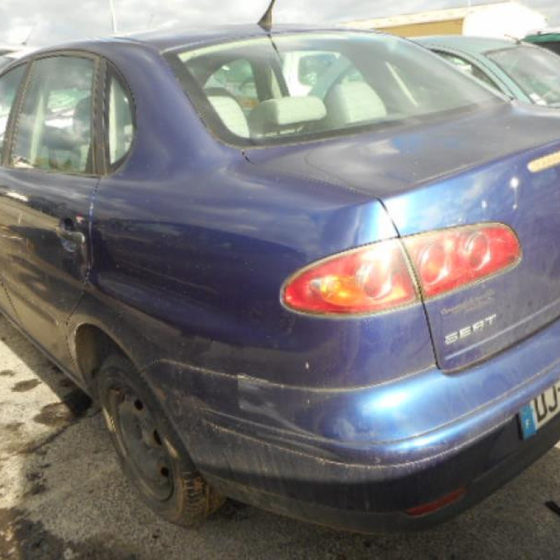 Malle/Hayon arriere SEAT CORDOBA 2 Photo n°5