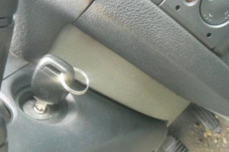 Poignee interieur avant droit RENAULT CLIO 2